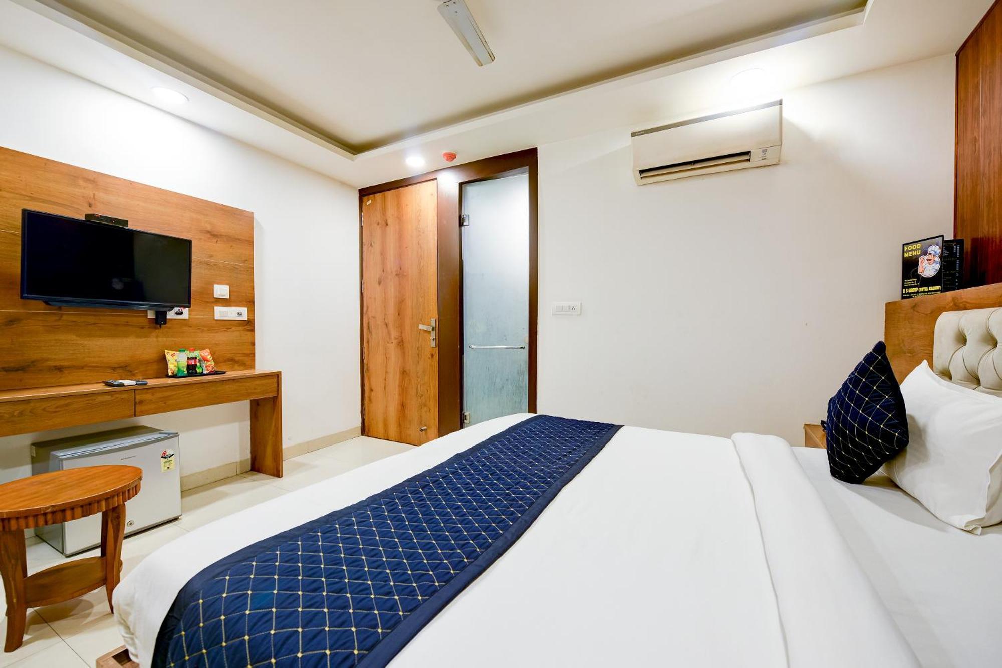 Glory Inn Near Delhi International Airport 新德里 外观 照片