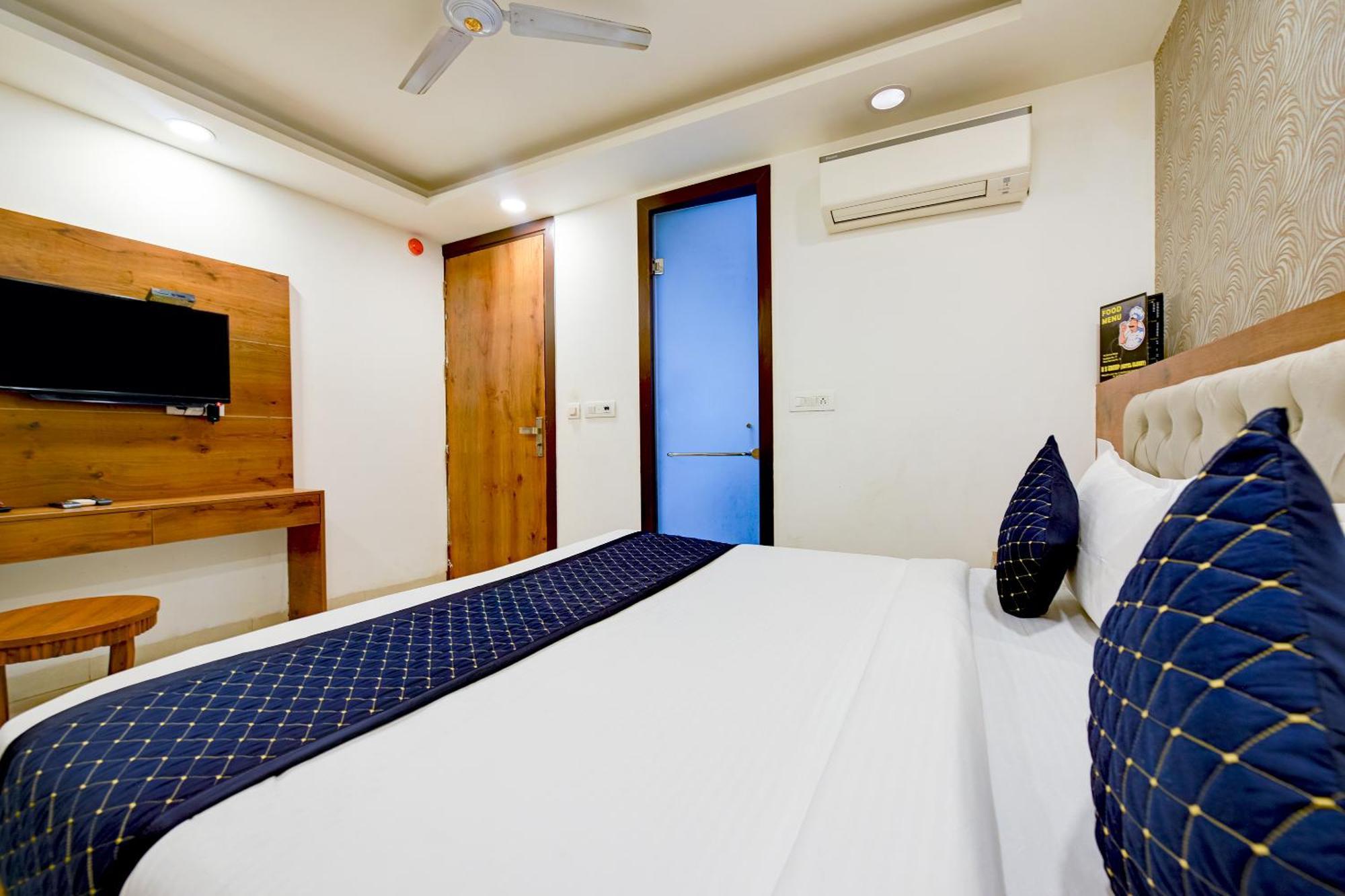 Glory Inn Near Delhi International Airport 新德里 外观 照片